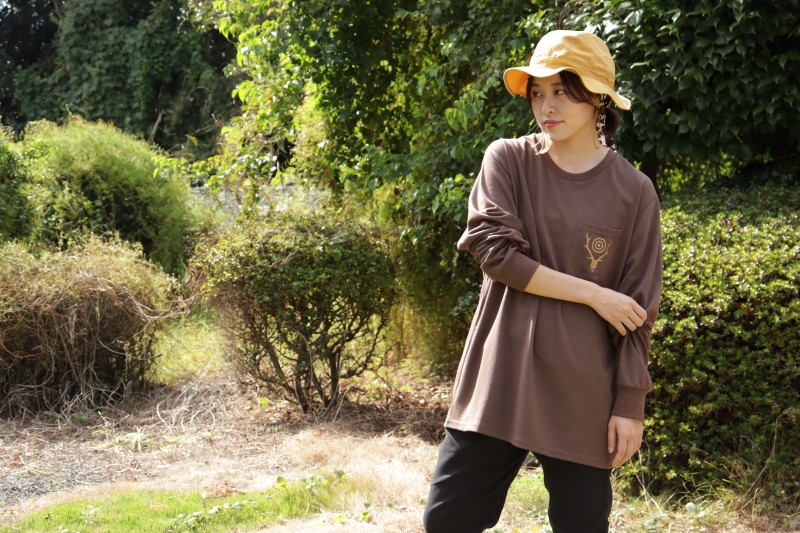 South2 West8 L/S Round Pocket Tee - Circle Horn